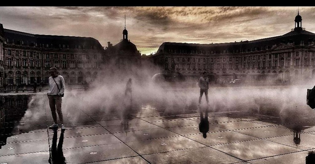 Picture 2 for Activity Eternal & haunting Echoes - Bordeaux's Enigmatic Ghost Tour