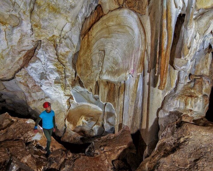 Picture 4 for Activity Calasparra: Almadenes Canyon Rafting Tour & Visit 3 Caves