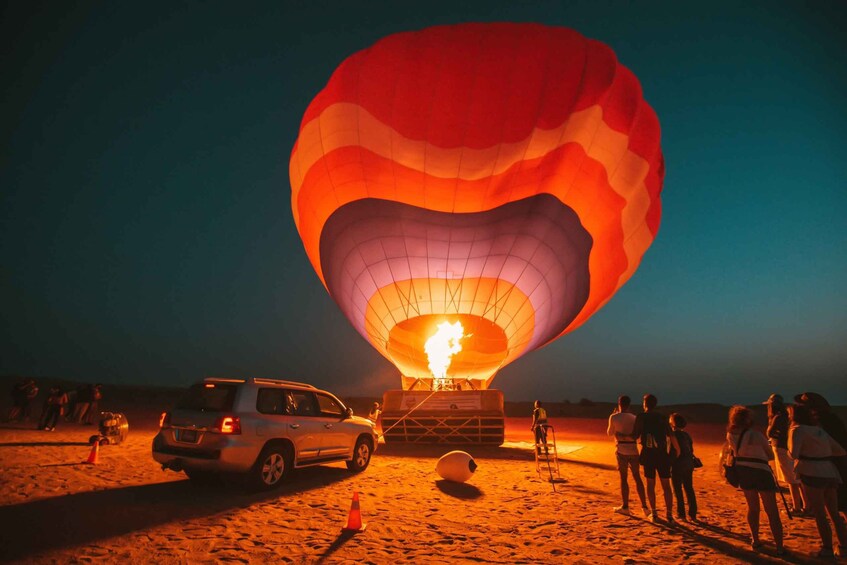 Picture 3 for Activity Dubai: Private Hot Air Balloon Flight