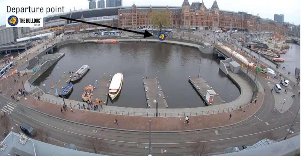 Picture 5 for Activity Amsterdam: The Bulldog Boat Winter Cruise with 2 Drinks