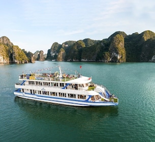 Desde Hanoi: tour de 2 días a Ninh Binh con crucero por la bahía de Ha Long