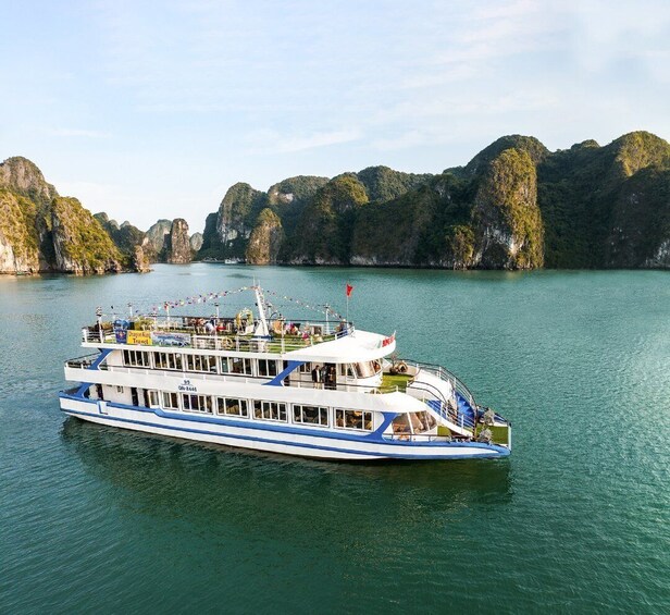 From Hanoi: 2-Day Ninh Binh Tour with Ha Long Bay Cruise