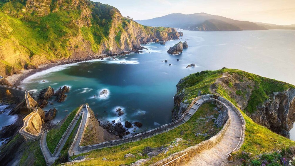 Picture 2 for Activity From Bilbao: Gaztelugatxe, Bermeo and Gernika Tour