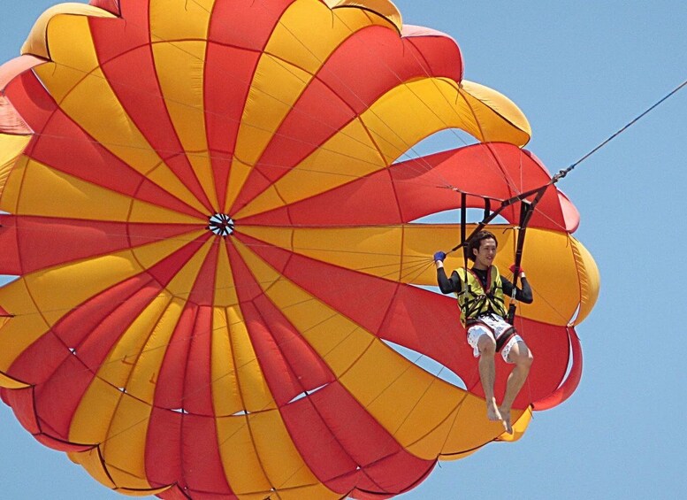 Picture 14 for Activity Makadi Bay: Parasailing, Jet Boat, Banana, Sofa & Transfers