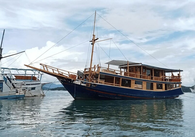 Picture 3 for Activity Komodo Island: Private 3-Day Tour with Boat and Hotel Stay