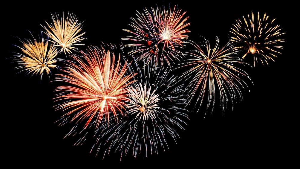Picture 1 for Activity Cambrils: Evening Cruise with Fireworks Display and Drinks