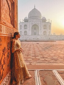 Agra: Taj Mahal al amanecer sin colas y recorrido por el mausoleo