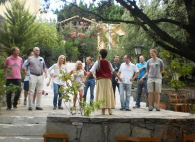 Heraklion Crète : Leçon de danse crétoise et grecque à Arolithos