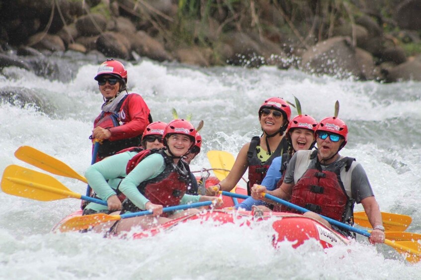 Picture 1 for Activity San Jose Rafting Class 2-3 with Connection to La Fortuna