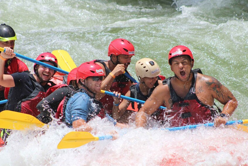 Picture 3 for Activity San Jose Rafting Class 2-3 with Connection to La Fortuna