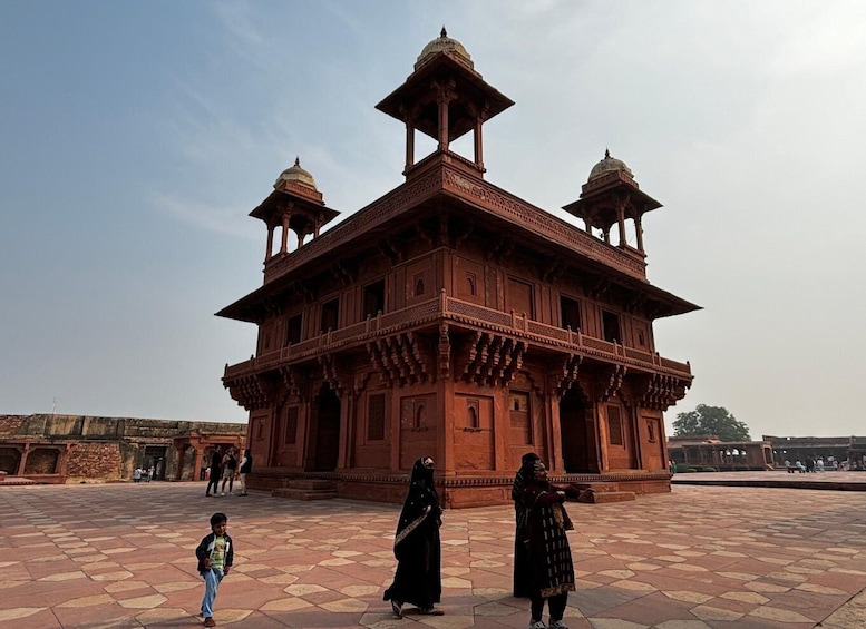 Picture 9 for Activity From Delhi: 2 Days Taj Mahal & Agra Tour With Fatehpur Sikri