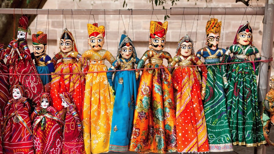 Tour of Artistic Work in Jaipur with a local Meet with local