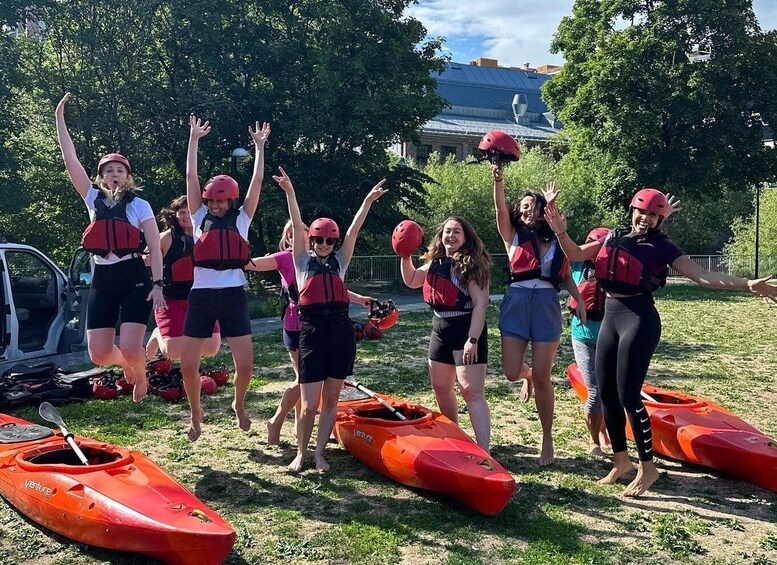 Picture 2 for Activity Akerselva River: Urban Paddling Adventure Kayak Tour