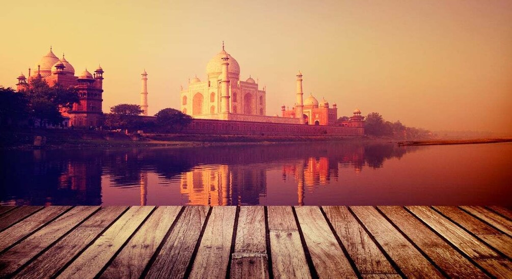 Picture 4 for Activity From Aerocity: Taj Mahal Sunrise Tour with Lord Shiva Temple