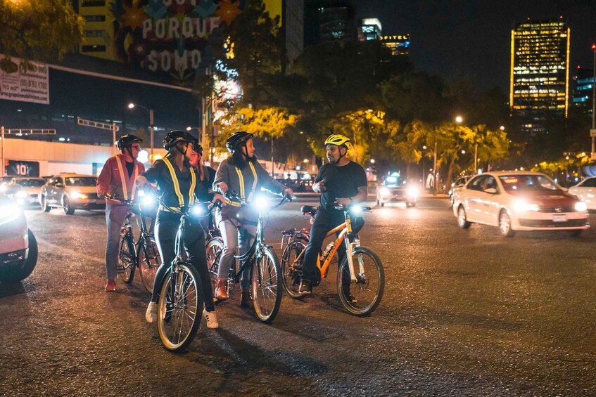 Picture 3 for Activity Night Street Food Bike Tour Mexico City