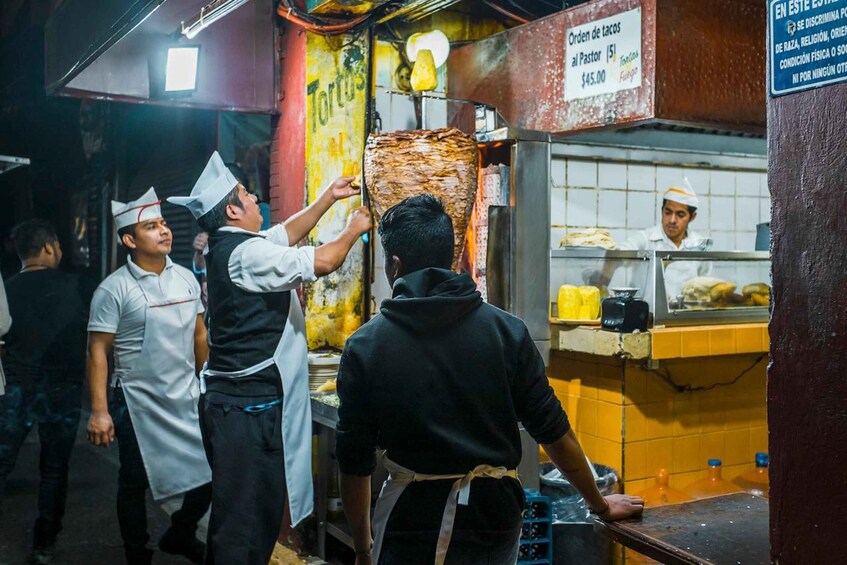 Picture 1 for Activity Night Street Food Bike Tour Mexico City