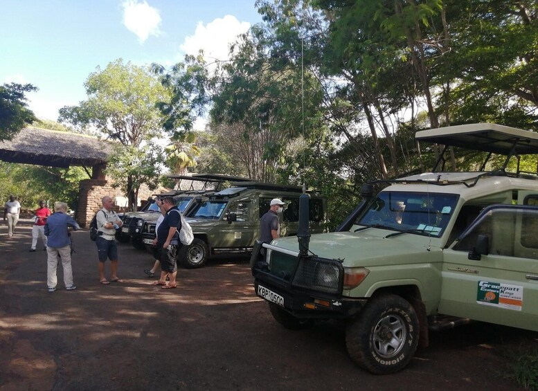 8 Days Great Migration Tour – Mara River Crossing