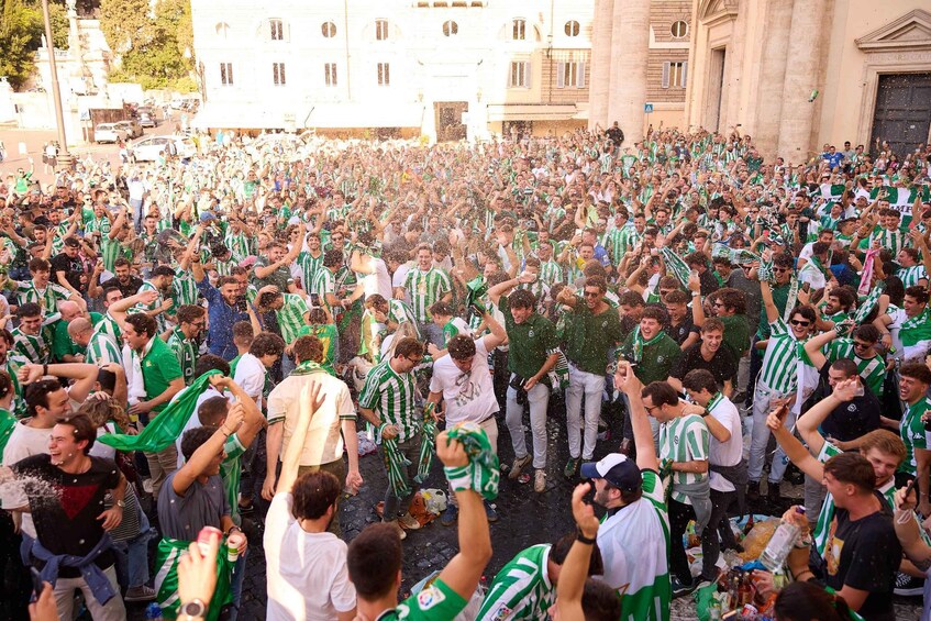 Picture 1 for Activity Live Real Betis football matches & atmosphere with local fan