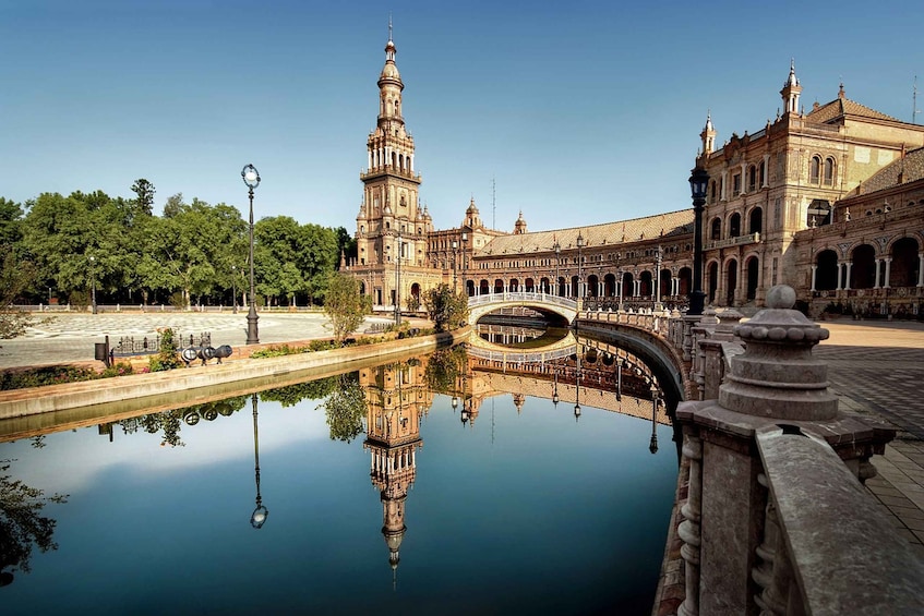 Picture 2 for Activity 2-Hour Private Guided Walking Tour of Triana