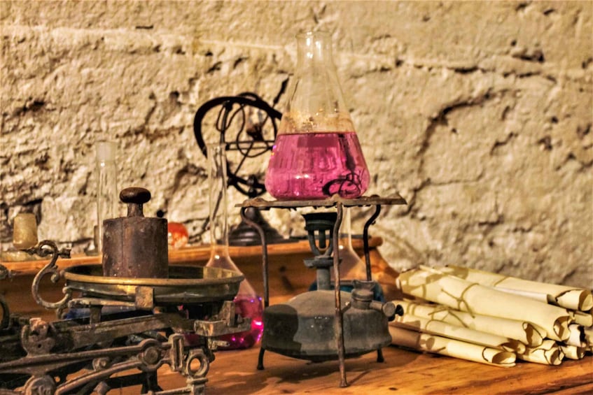 Picture 24 for Activity Prague: Old Town, Medieval Underground & Dungeon Tour