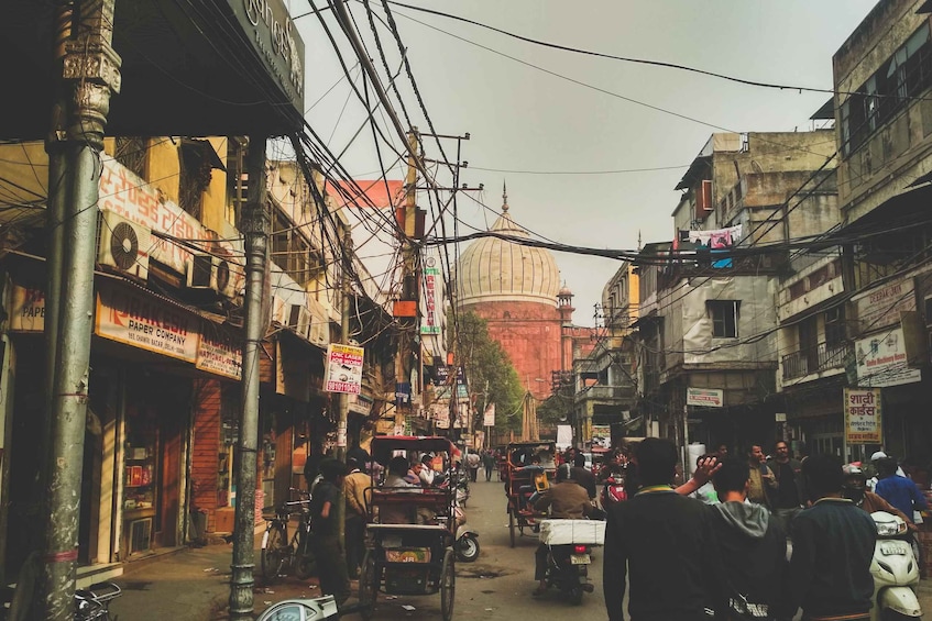 Picture 1 for Activity Old Delhi: Private Tour of Chandni Chowk, Tuk Tuk & Food