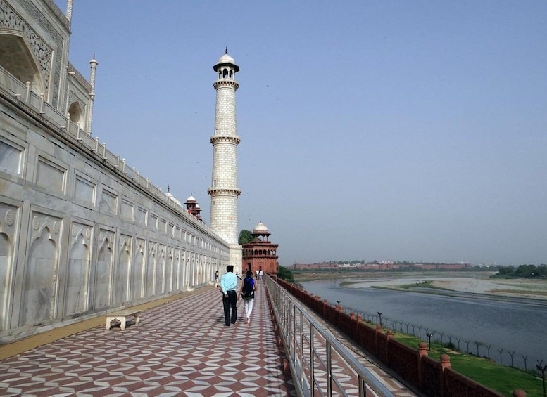 Picture 8 for Activity From Jaipur: Taj Mahal Sunrise Tour with Transfer to Delhi