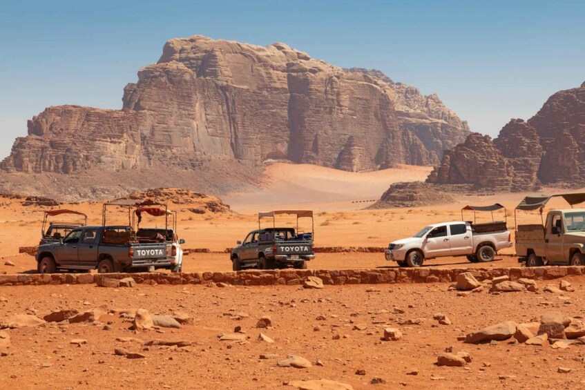 Picture 2 for Activity From Aqaba: Wadi Rum Full-Day Private Jeep Tour with Dinner
