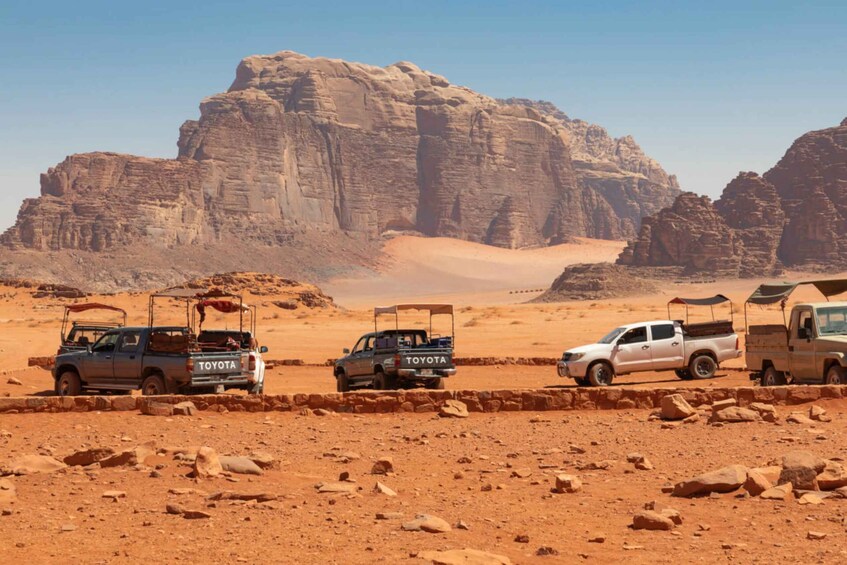 Picture 2 for Activity From Aqaba: Wadi Rum Full-Day Private Jeep Tour with Dinner