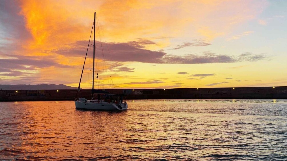 Heraklion: Dia Island Sunset Boat Tour