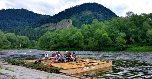 Fra Krakow: Privat tur med rafting i Dunajec-elven