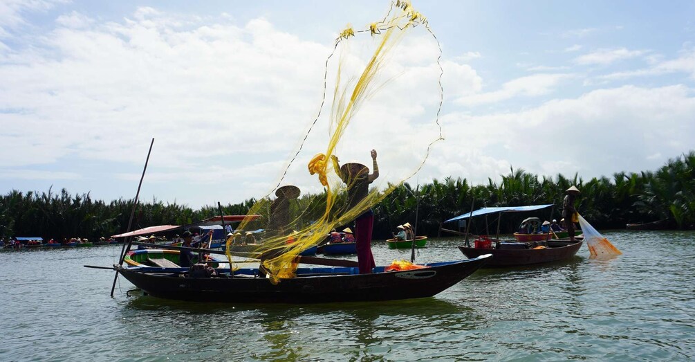 Picture 3 for Activity Basket Boat at Coconut Village, Kitchen Show and Big Lunch