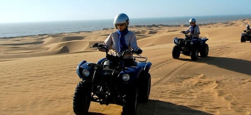 Essaouria : Circuit de 2 heures en quad sur la plage et les grandes dunes