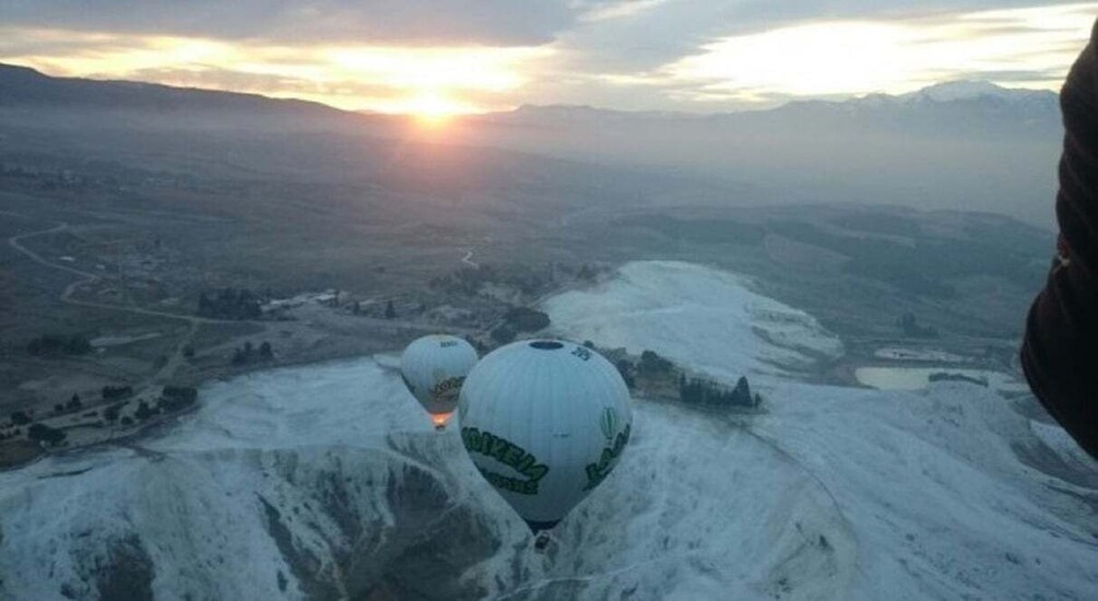 Picture 2 for Activity Pamukkale Hot-Air Balloon Tour