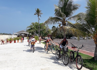 Bike Tour Through the Historic Centre of Cartagena