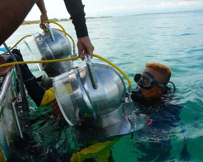 Picture 2 for Activity Nusa Dua: Underwater Sea Walking Experience