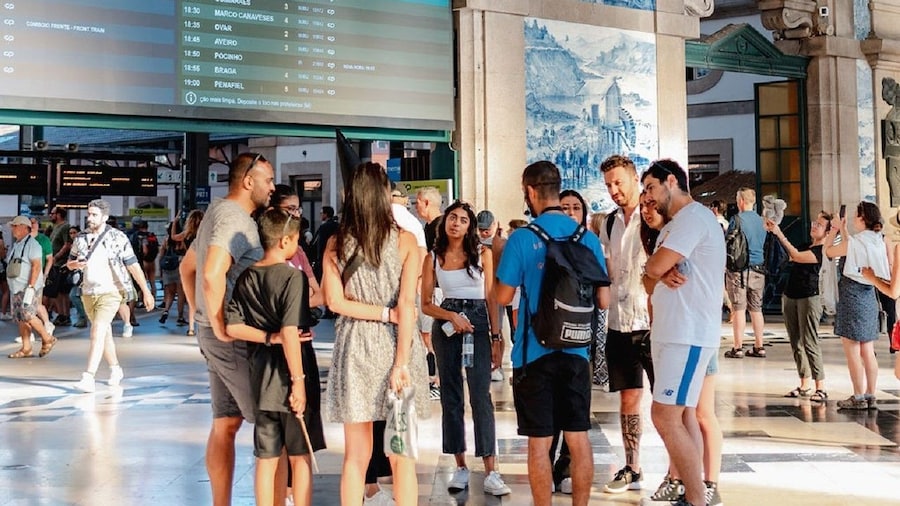 Porto: Harry Potter and City of Porto Guided Walking Tour