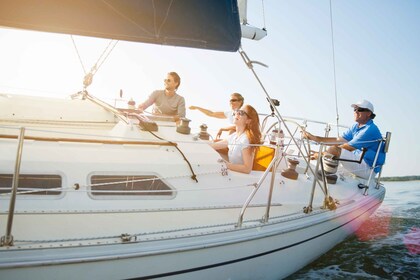 Rimini: Medio día en barco