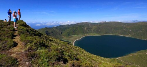 São Miguel: Full-Day Hike to Lagoa do Fogo