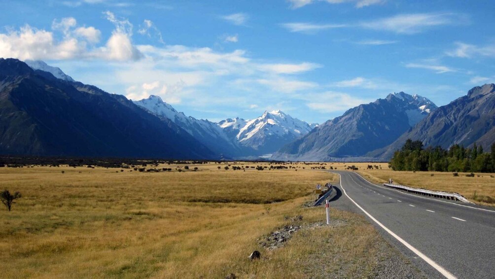 Picture 13 for Activity From Queenstown: Mount Cook and Hooker Valley Day Trip