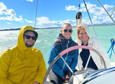 ブダペスト発バラトン湖プライベートセーリング/ティハニ半島