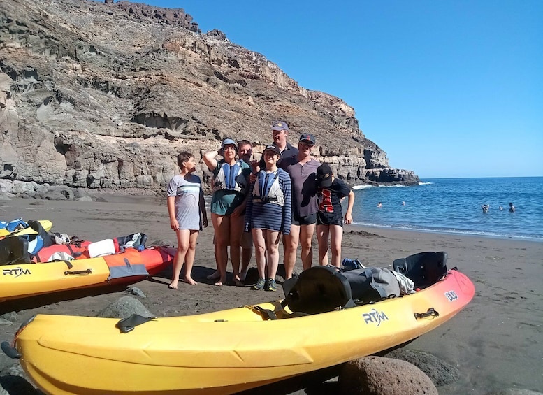 Picture 18 for Activity Lomo Quiebre: Mogan Kayaking and Snorkeling Tour in Caves