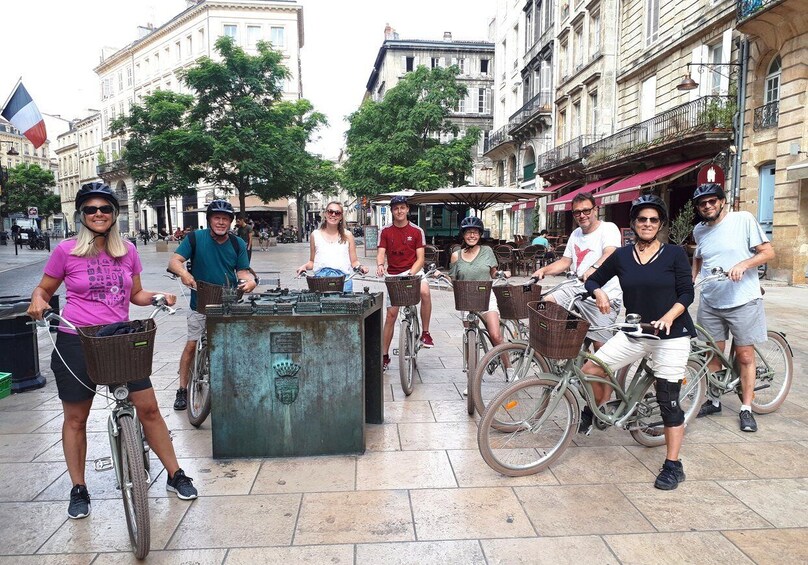 Picture 22 for Activity Bordeaux: Guided Bike Tour