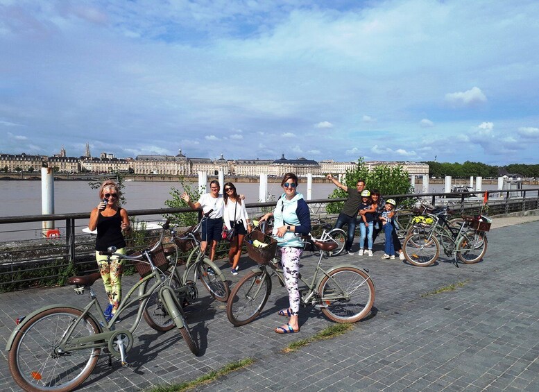 Picture 4 for Activity Bordeaux: Guided Bike Tour