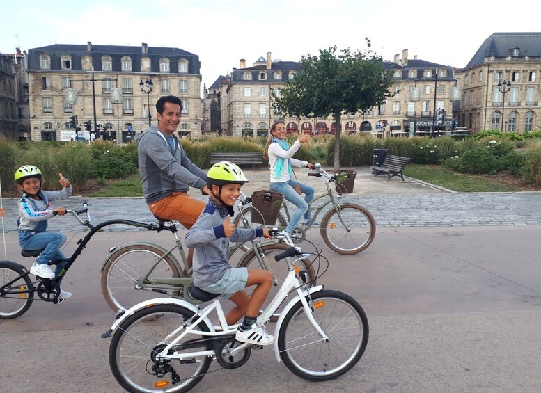 Picture 3 for Activity Bordeaux: Guided Bike Tour