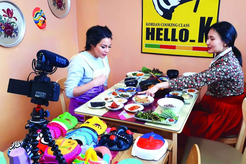 Picture 6 for Activity Seoul: Korean Cooking Class at a Local Home and Market Tour