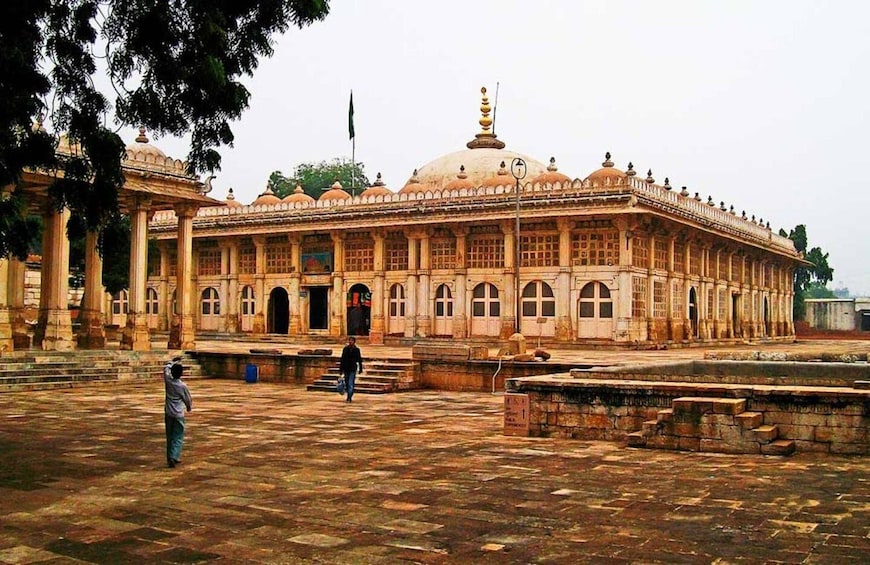 Picture 3 for Activity From Jaisalmer : Private Transfer To Bikaner