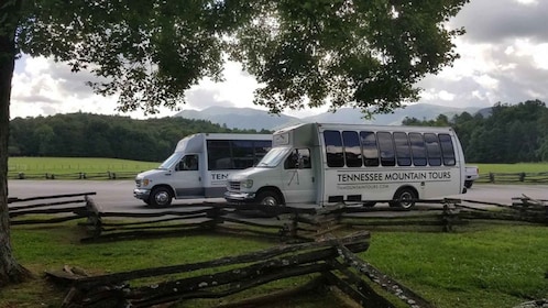 Pigeon Forge: Cade's Cove Culture and History Driving Tour