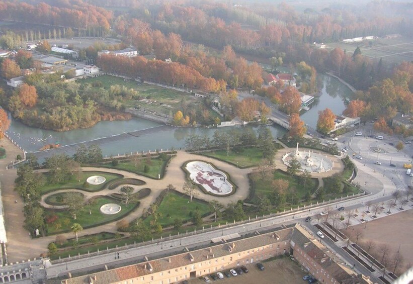 Picture 4 for Activity Aranjuez: Royal Palace Guided Tour