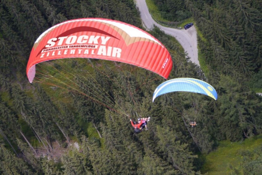Picture 1 for Activity Fügen: Scenic Paragliding Flight