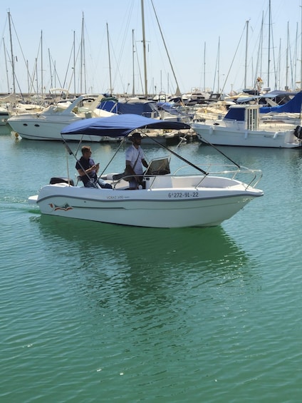 Picture 14 for Activity Benalmádena: Alquiler de barcos sin licencia Costa del Sol